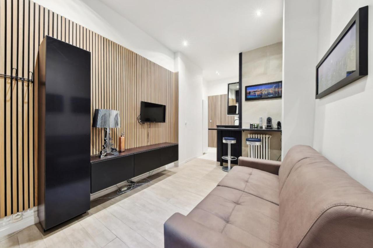 269 Pereire - Superb In Parigi